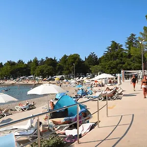 4* Village de vacances Easyatent Valkanela